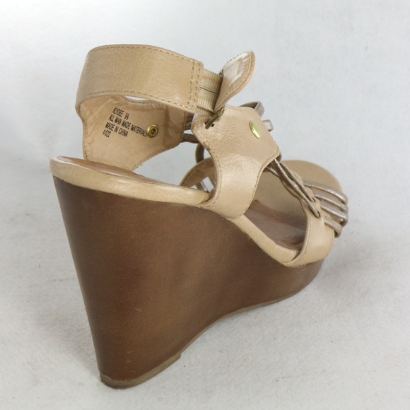 MADDEN GIRL Klydee Strappy Tan/Silver Wedges - Picture 3 of 8